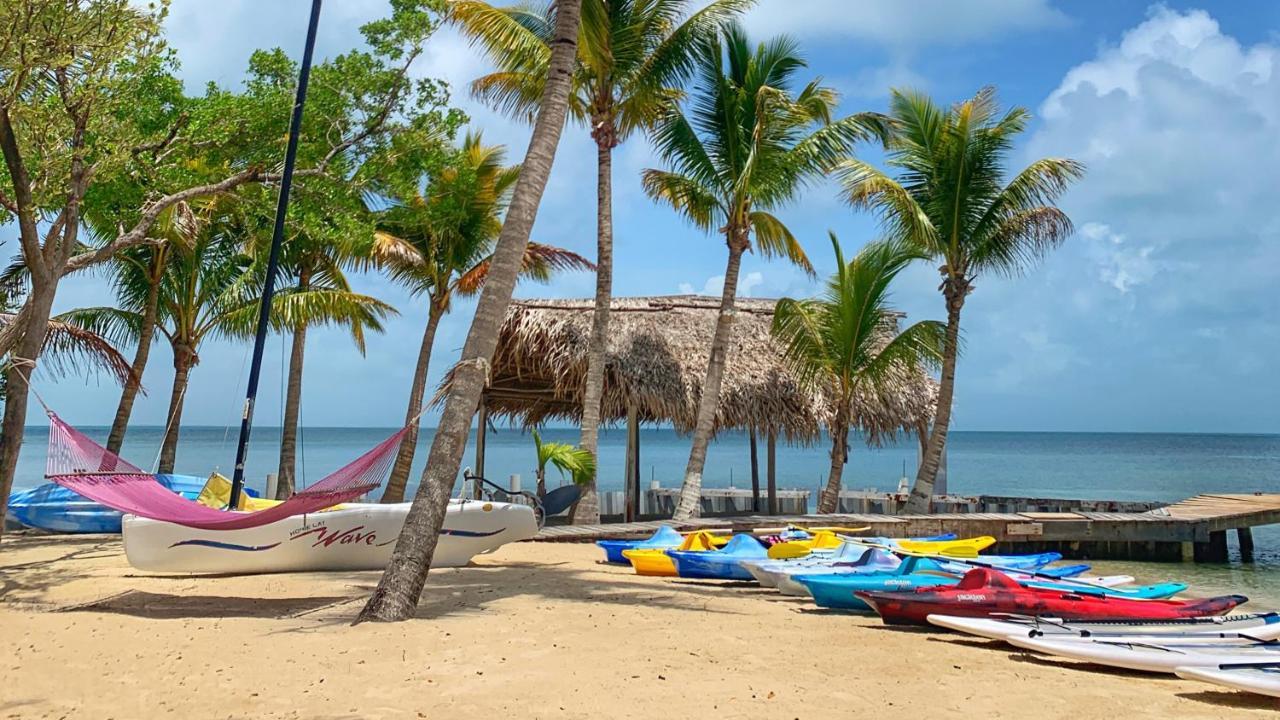 Thatch Caye Resort A Muy'Ono Resort Hopkins Extérieur photo