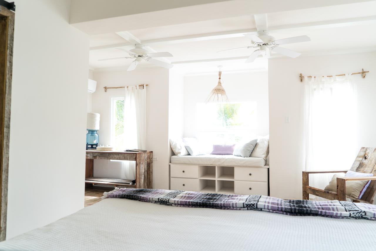 Thatch Caye Resort A Muy'Ono Resort Hopkins Extérieur photo